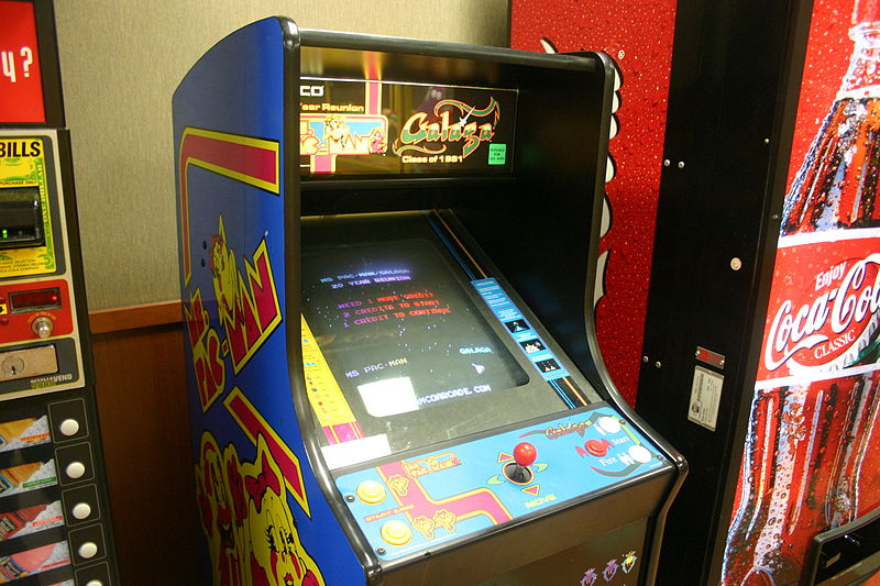 Video game Ms Pacman and Galaga