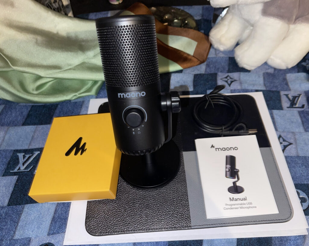 MAONO DM30 Condenser RGB Microphone Review 1 image